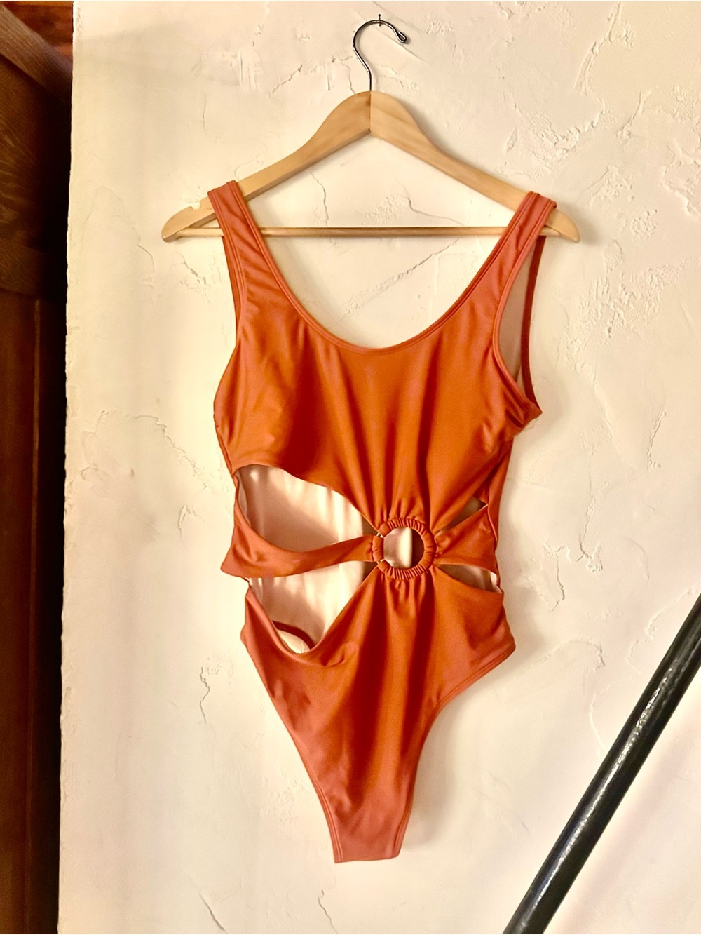 CupShe Rust Orange Swimsuit/ Bathing Suit One Piece with Support. Stylie Cut-ou